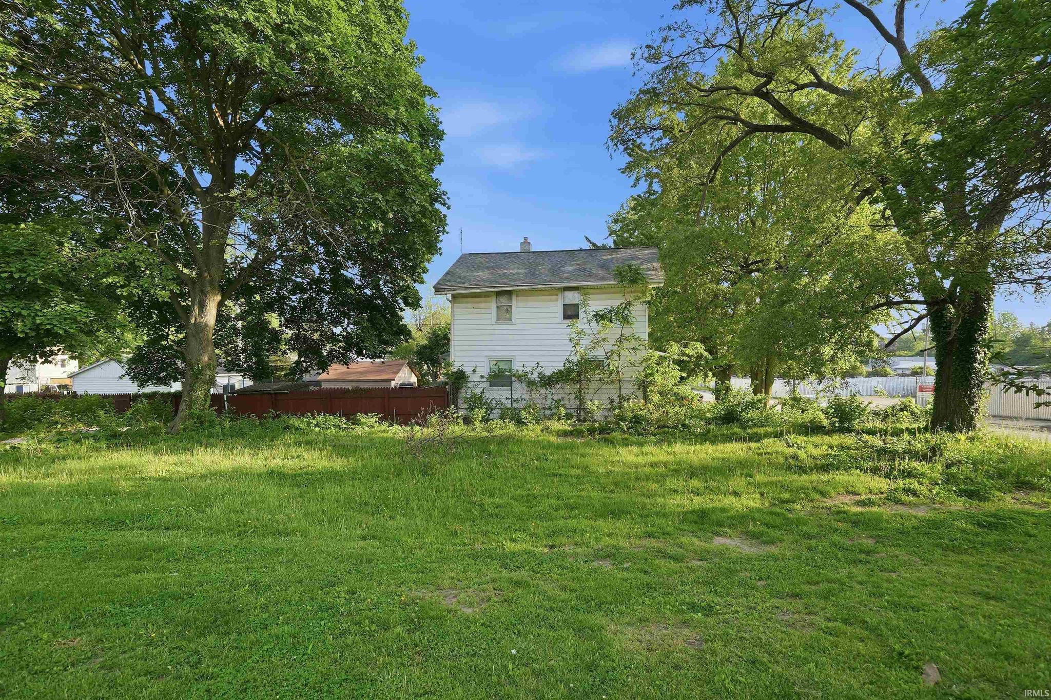 Image of 2405 Cass Street