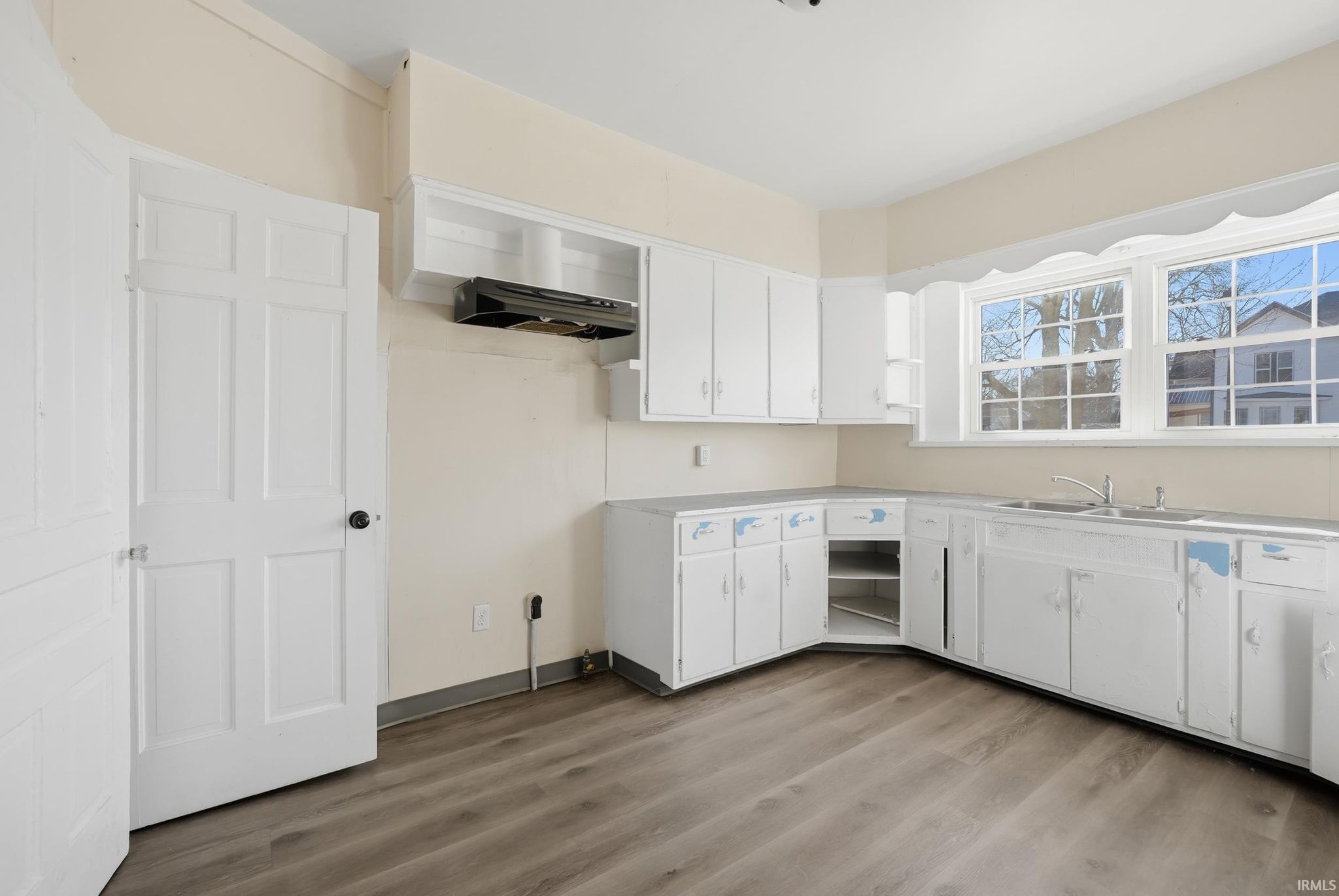 Image of 1829 Hoagland Avenue