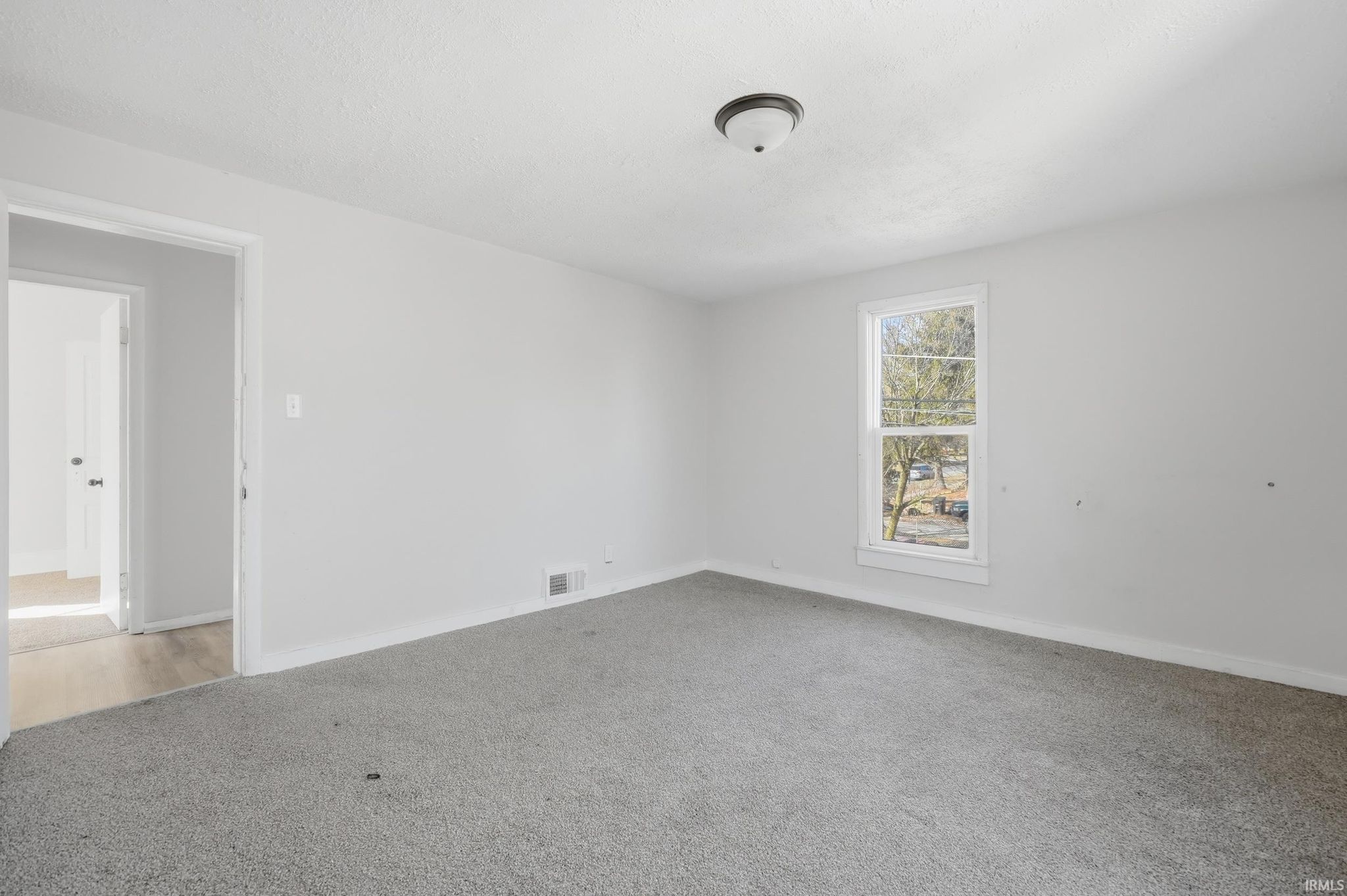 Image of 1829 Hoagland Avenue
